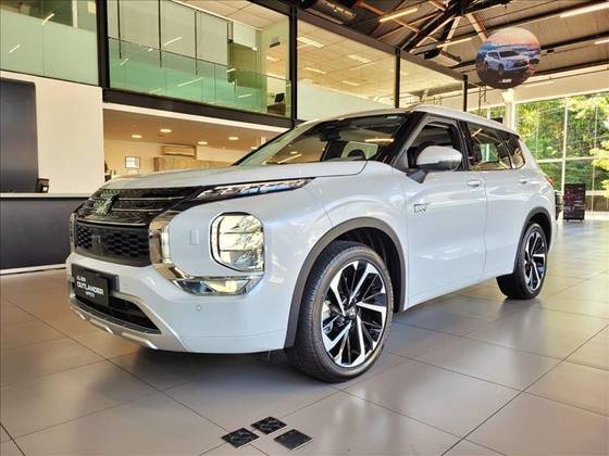 MITSUBISHI OUTLANDER 2.4 PHEV HPE-S S-AWC DHT